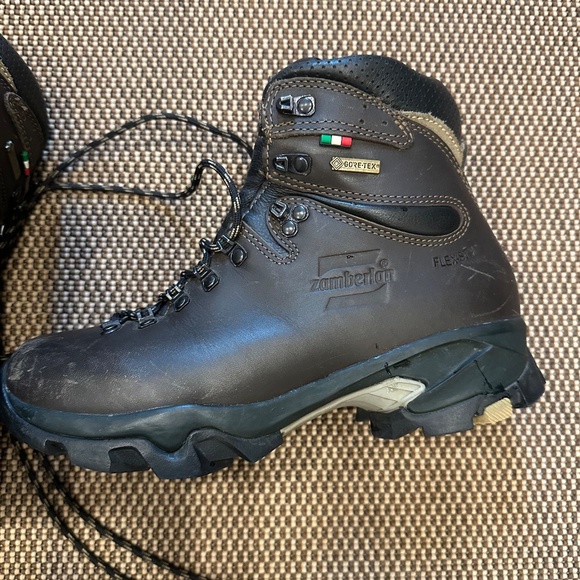 ZAMBERLAN GORE TEX FLEX STM HIKING BOOTS LADIES SIZE 8 - Picture 9 of 16